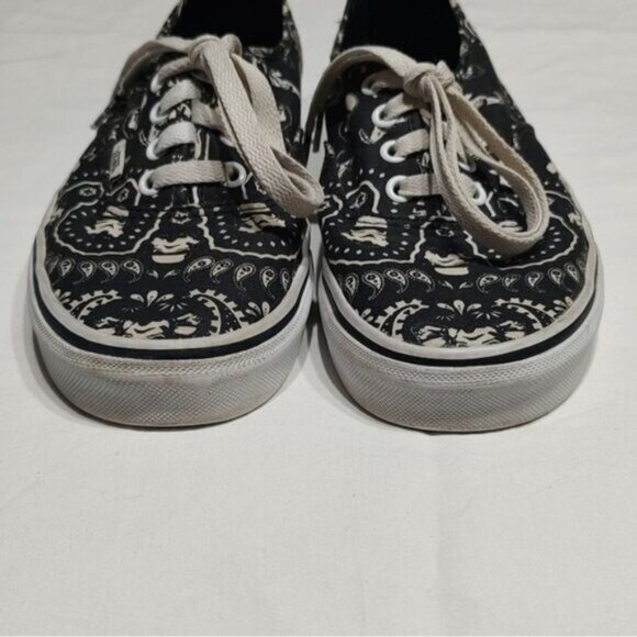 Vans x Star Wars Stormtrooper Bandana Print Low Top Sneakers M 6, W 7.5 - Picture 3 of 9